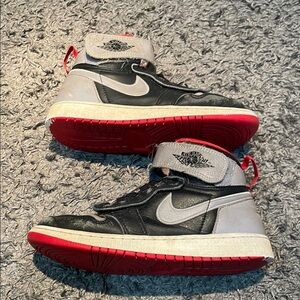 Jordan 1 high flyease